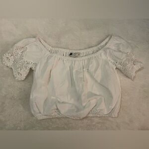 Zara Size S White Linen Cropped Blouse Summer Spring Top Floral Cutout Sleeve
